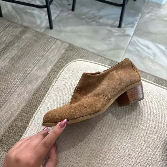 Michelle D Brown Suede Leather Ankle Boots with Stacked Heels, Size 8.5M - Picture 5 of 7